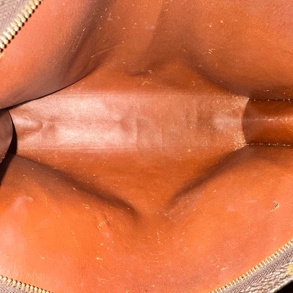 Authentic LV cosmetic or purse - Picture 2 of 5